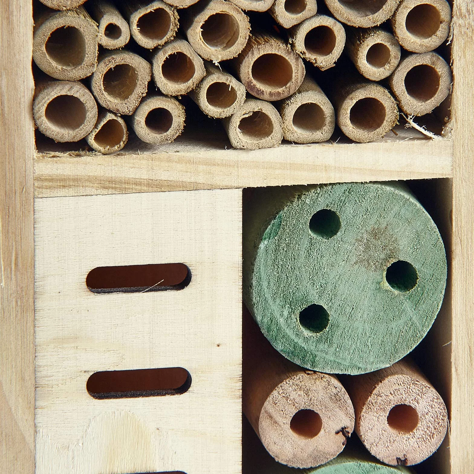 Maison en Bois Naturel pour Insectes et Abeilles 26 cm Beige