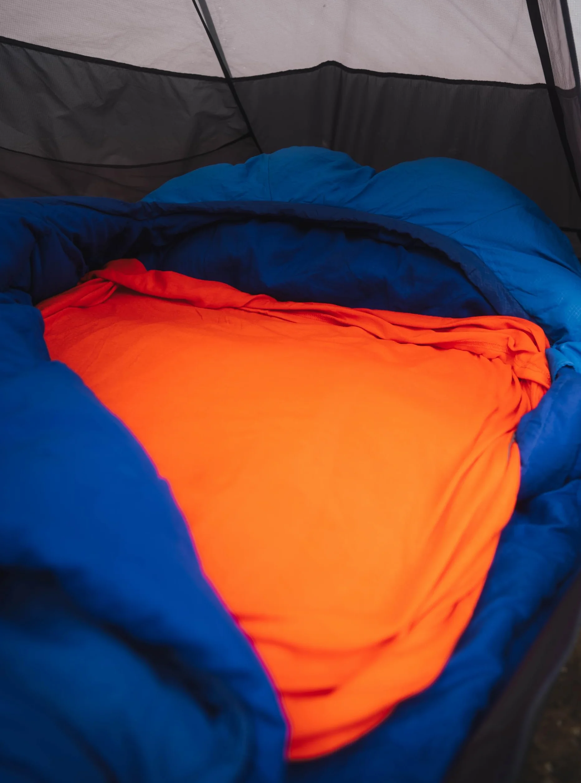 Lifeventure Doublure de Sac de Couchage Thermique – Tissu Thermolite léger ajoute jusqu'à 9 °C de Chaleur, idéal pour Le Camping par Temps Froid et Les Voyages d'hiver, Forme rectangulaire