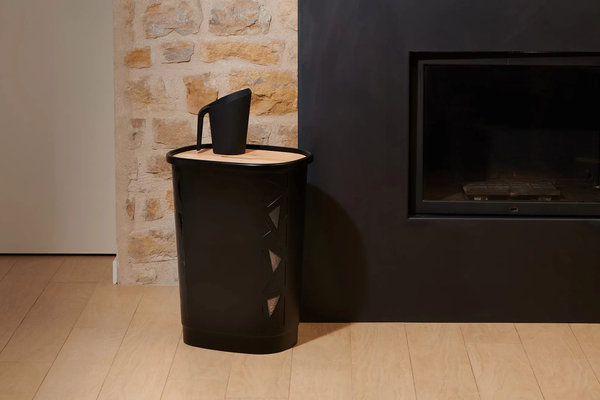EDA Coffre à Granulés de Bois XL Noir 45kg