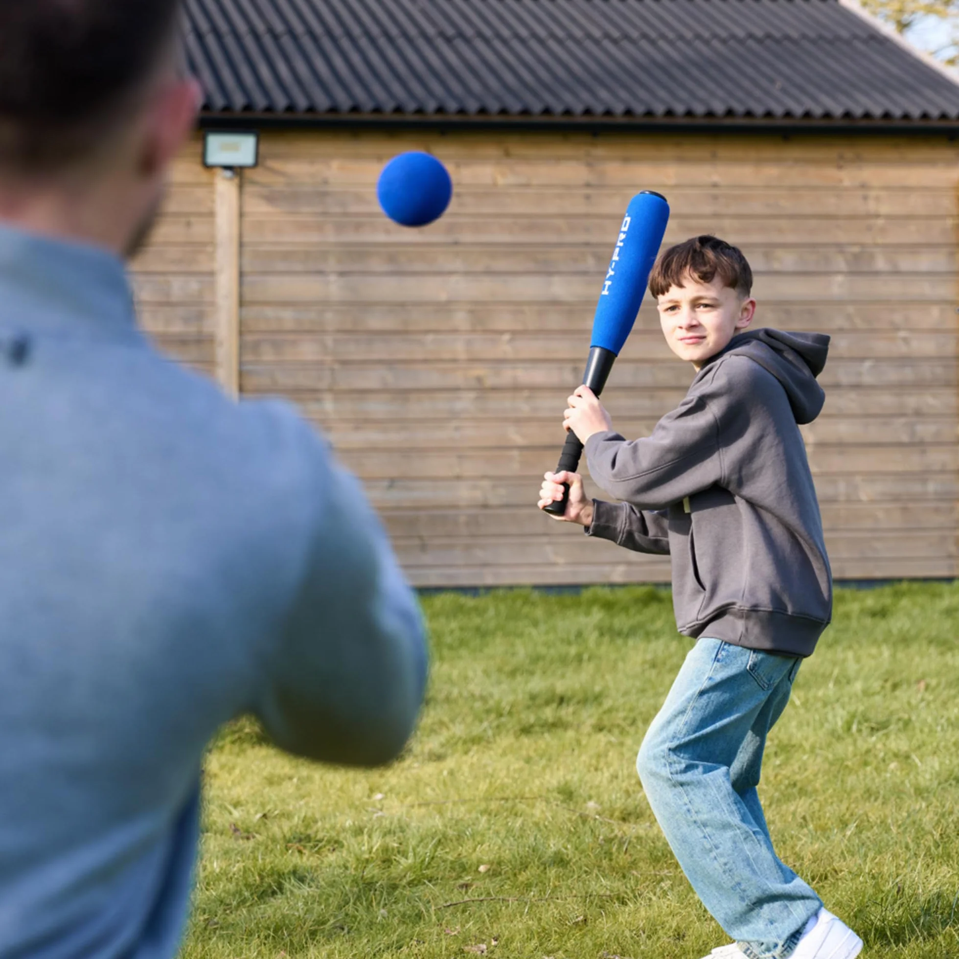 Hy-Pro Ensemble batte et balle de baseball en mousse – Bleu, doux au toucher, idéal pour les enfants, poignée antidérapante, batte en mousse de 61 cm, balle en mousse, jouet doux, jeu en plein air