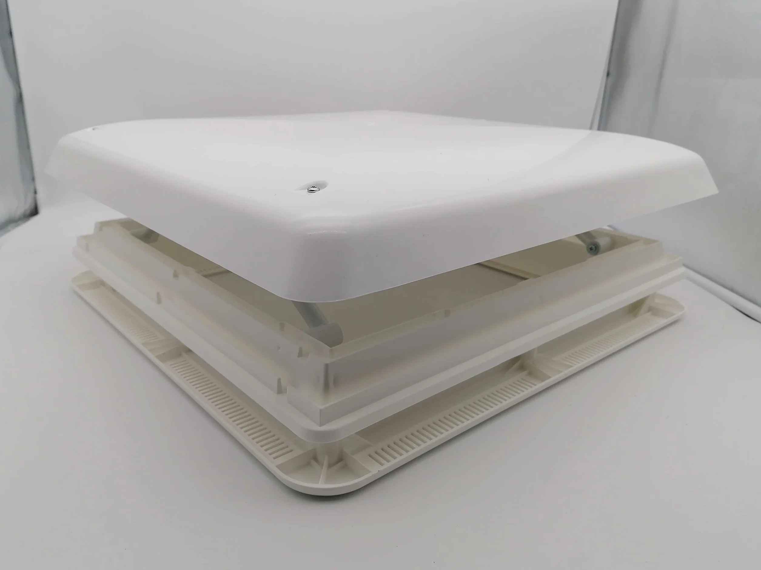 Kit de lucarne Hertus 40 x 40 avec moustiquaire intégrée et vis en acier inoxydable
