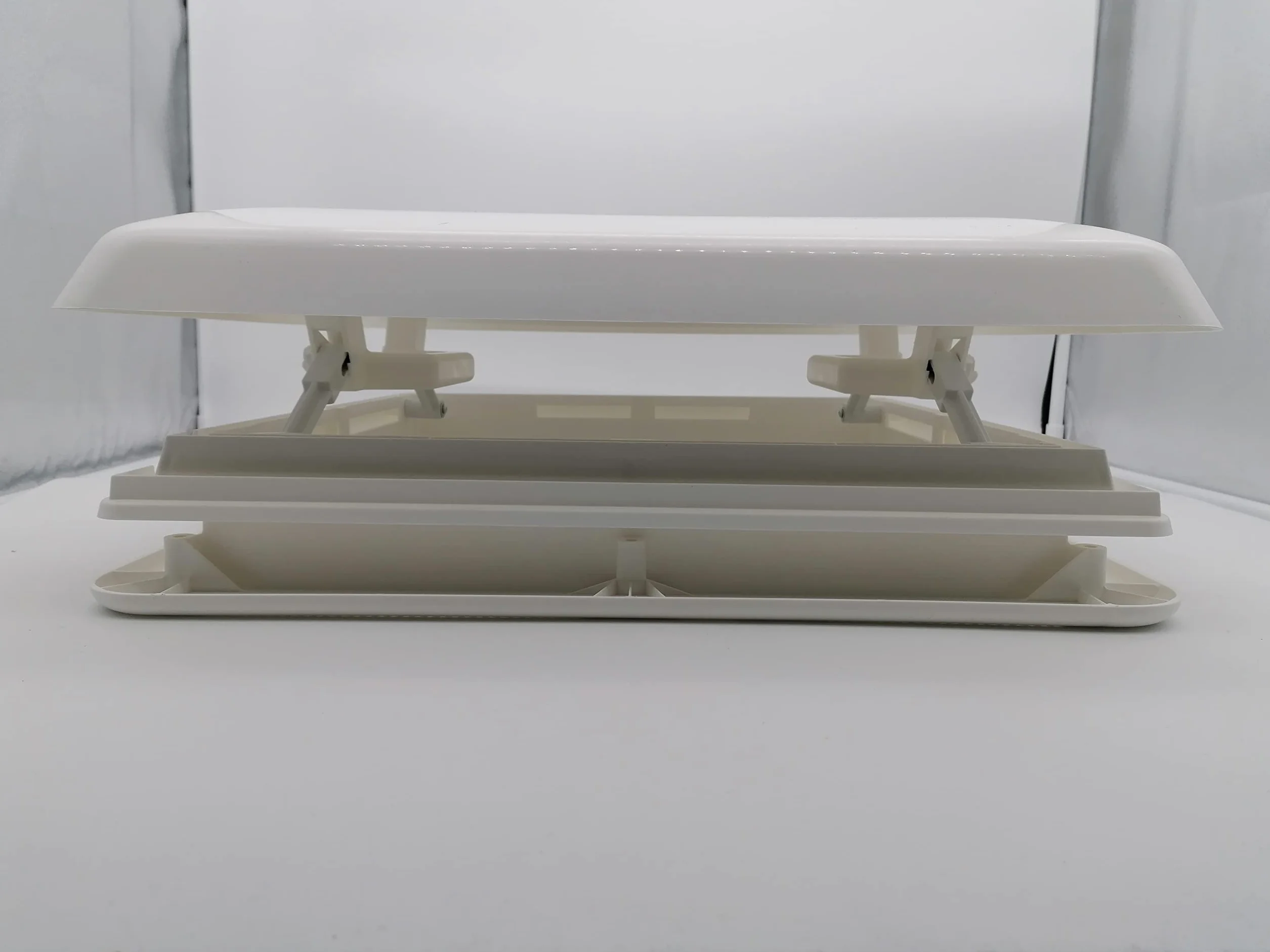 Kit de lucarne Hertus 40 x 40 avec moustiquaire intégrée et vis en acier inoxydable