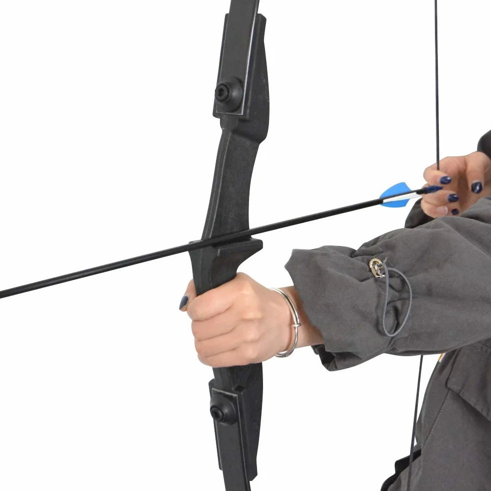 30-40lbs Bow and Arrow Set Youth Beginner Bow Set avec 6 flèches en Fibre de Verre pour Les débutants dans Le tir à l'arc et la Chasse en Plein air