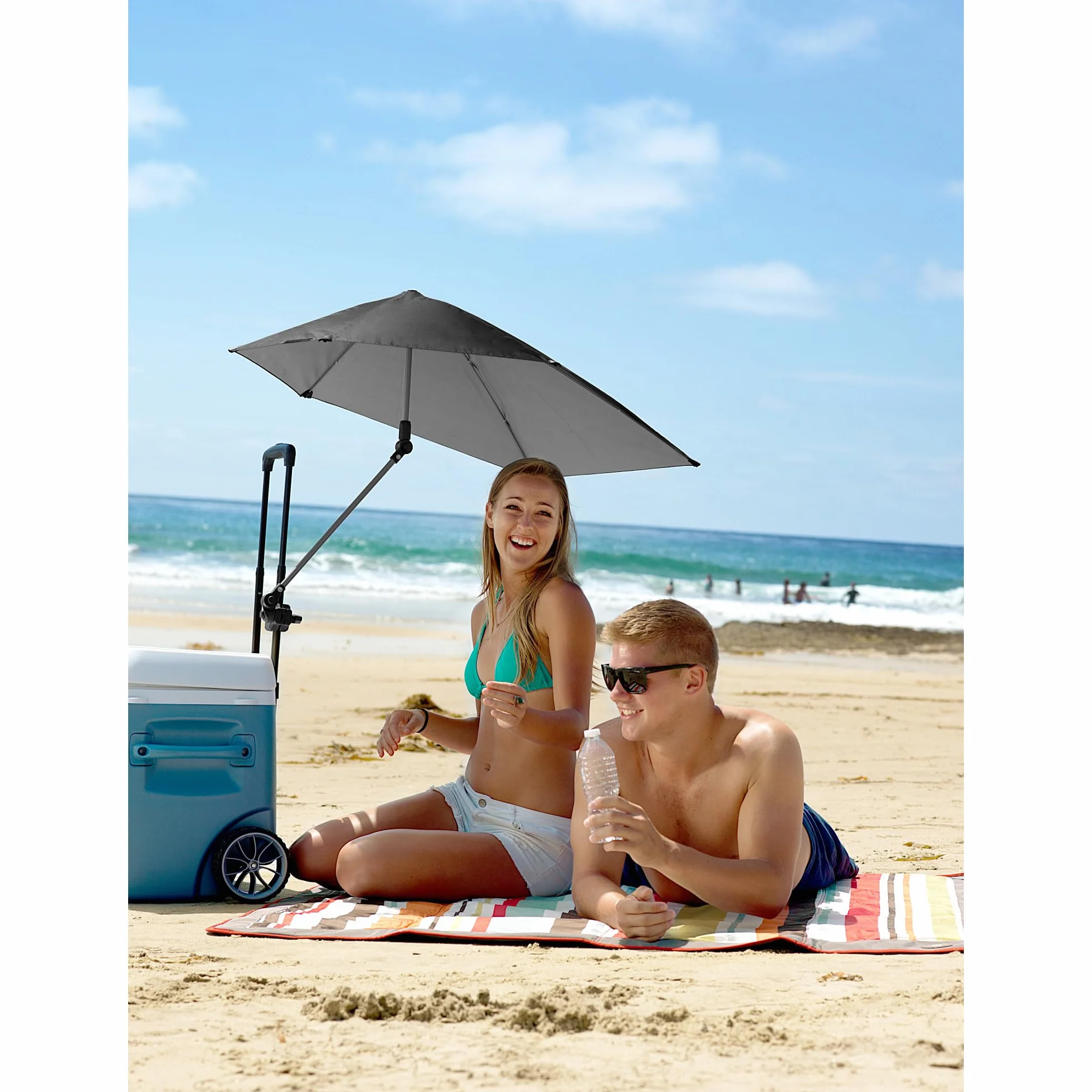 Versa-Brella Parasol Réglable avec Rotation 360 Degrés, Doublure UPF 50+ pour Chaises, Léger et Facile à Installer, 107 cm, pour Plage, Camping, Terrasse, Activités Sportives et Poussettes - Noir