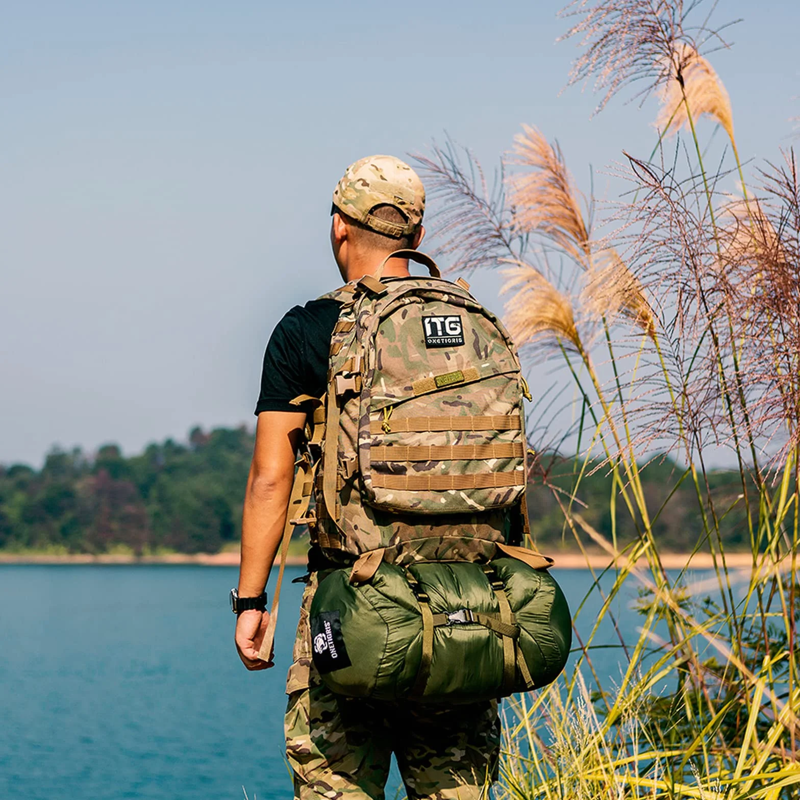 OneTigris 25L Sac de Compression Imperméable Sac de Rangement pour Sac de Couchage, Voyage, Camping, Plein air
