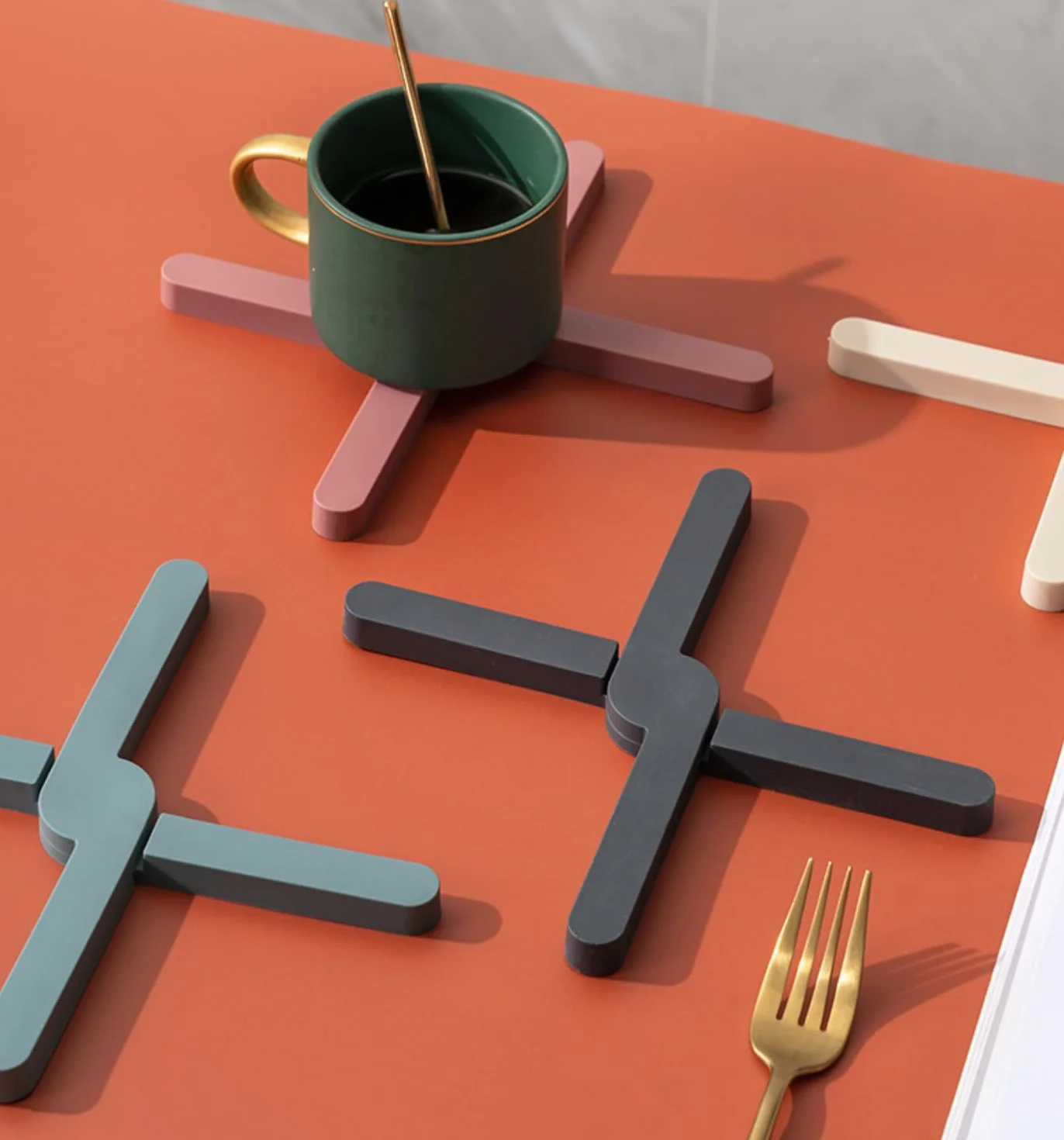 Silicone Dessous de Plat Pliables Résistants à Chaleur Antidérapant pour Casseroles
