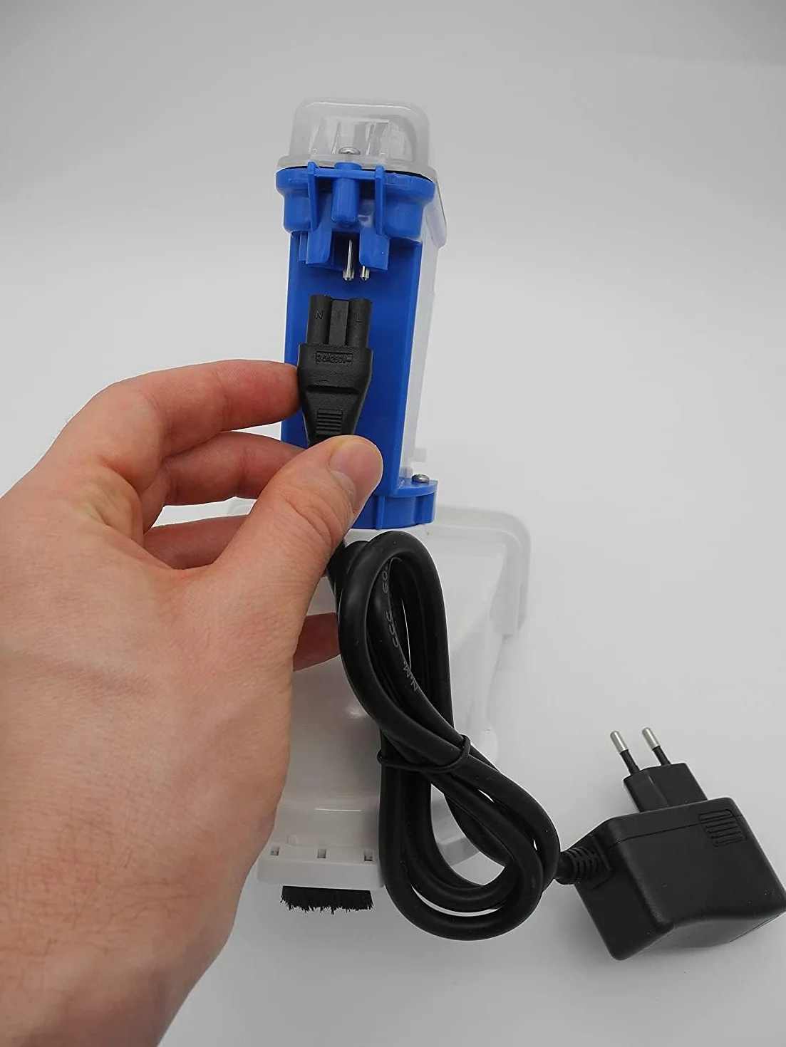 Aspirateur à Batterie Lithium Poolwonder v2 Nettoyeur de Piscine Fabriqué en Autriche