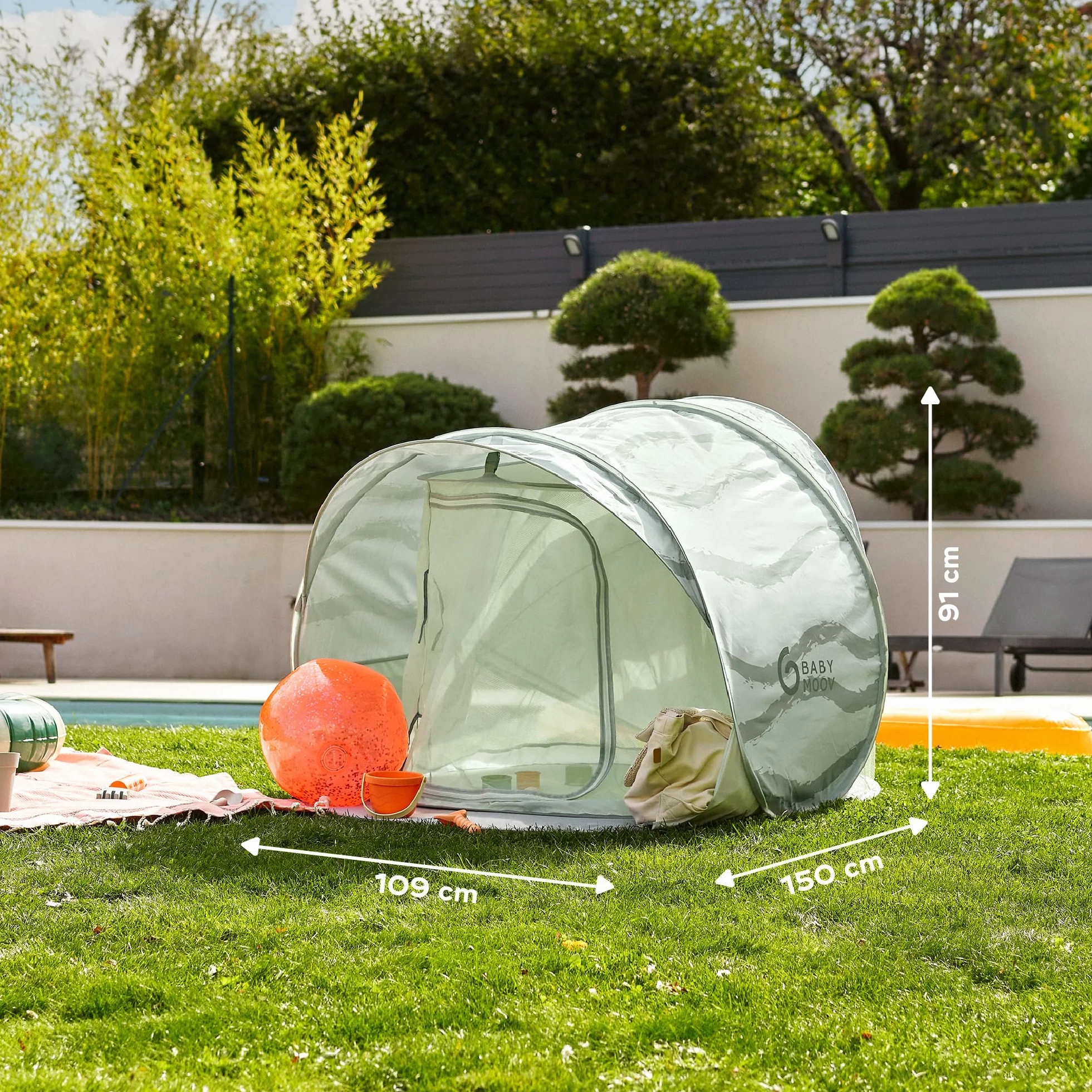 Babymoov Tente Anti-UV Bébé Rafraichissante Moov & Protect - Haute protection Anti-UV UPF 50+ - Système Pop Up - Grande Tente de plage - Moustiquaire à Maille Fine, Green Lagoon