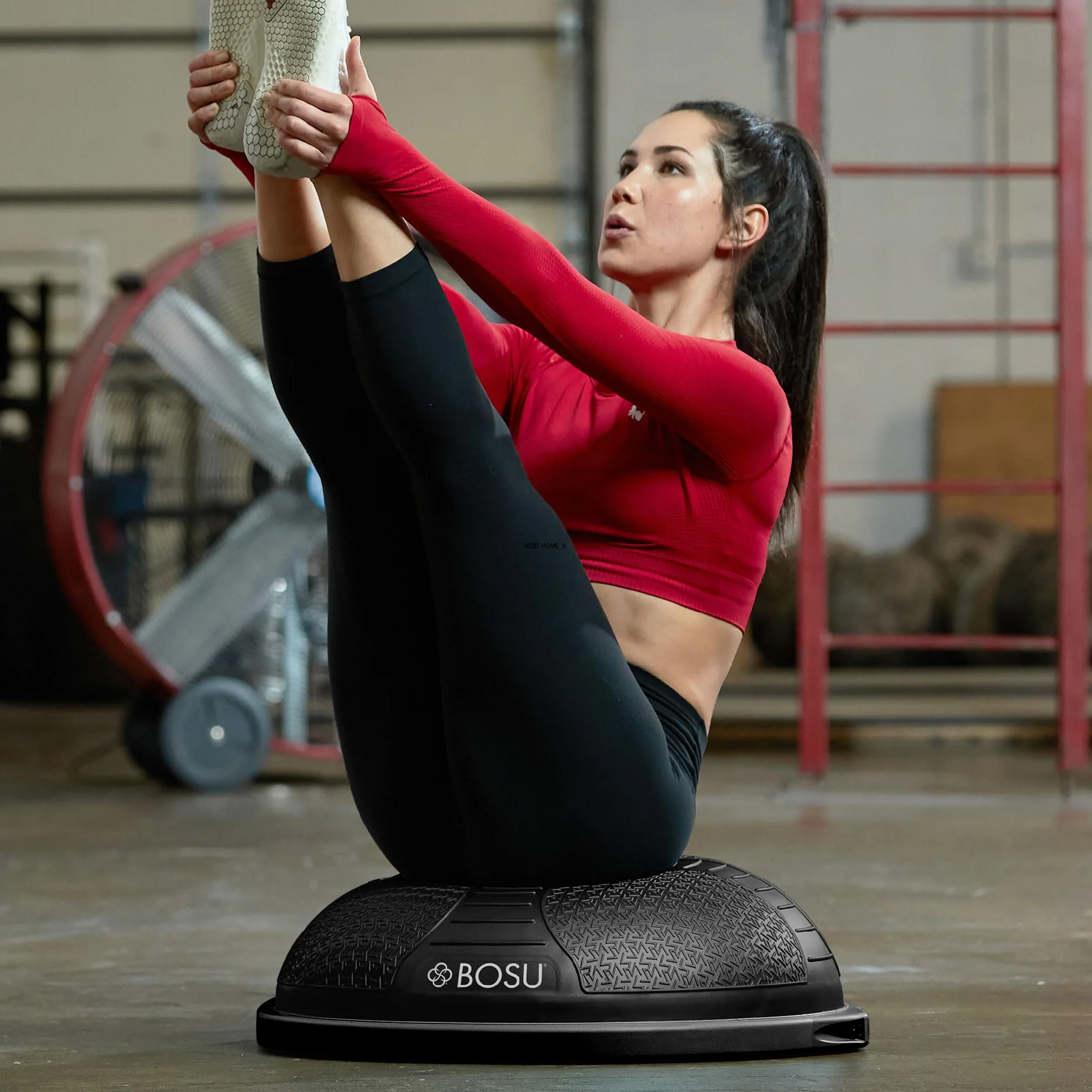 BOSU Appareil d'entraînement NexGen pour l'équilibre à domicile idéal pour une position précise du corps et des exercices de cardio, d'agilité, de force, d'équilibre ou de mobilité