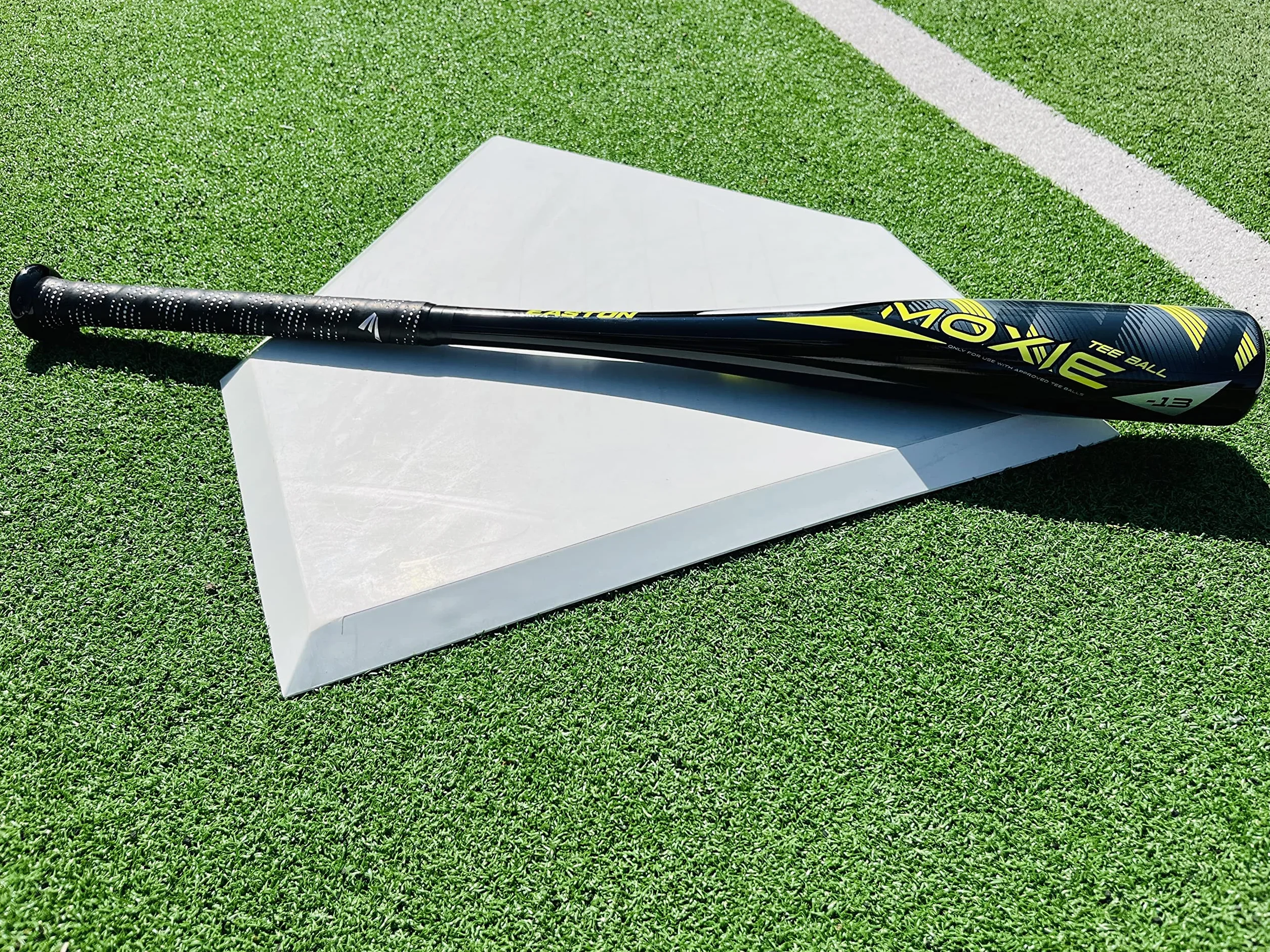 Easton Moxie T-Ball Bat Series | USA | -13 Drop | Plusieurs Styles