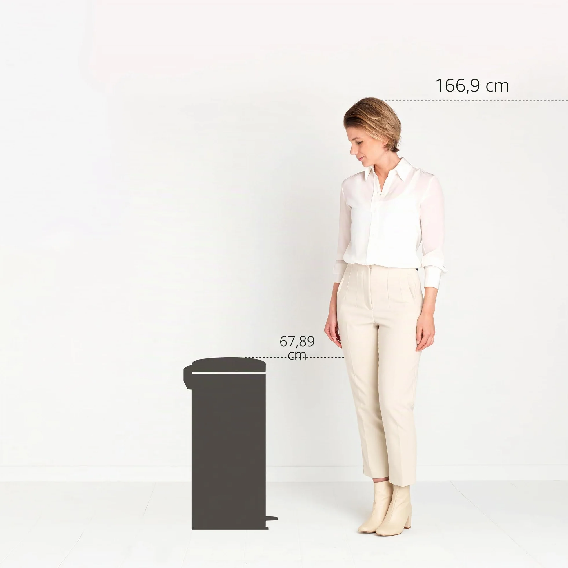 Brabantia Poubelle à Pédale Newicon 30L Noir Mat