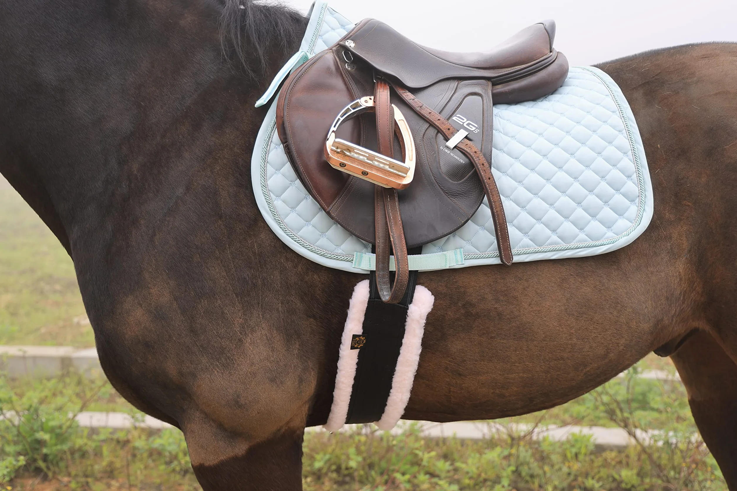 T TEKE Sangles anglaises quotidiennes pour chevaux : rembourré avec polaire, élastique double face robuste et boucles en acier inoxydable (tailles 96,5 - 142,2 cm)