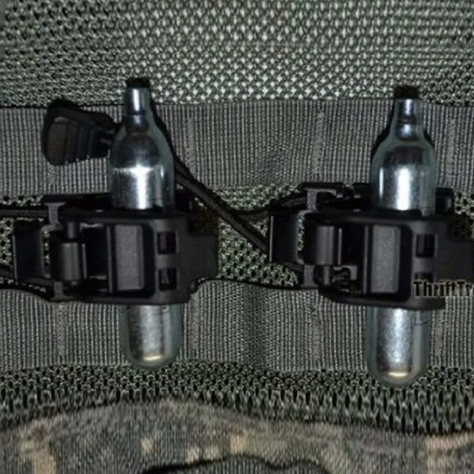 2 Clip pour Équipement Tactique, Attaches Tactiques Molle, Tacticals Outdoor Webbing Buckle Clip, Pince Légère pour Hache À Glace, Clip Fixe À Déclenchement, Randonnée