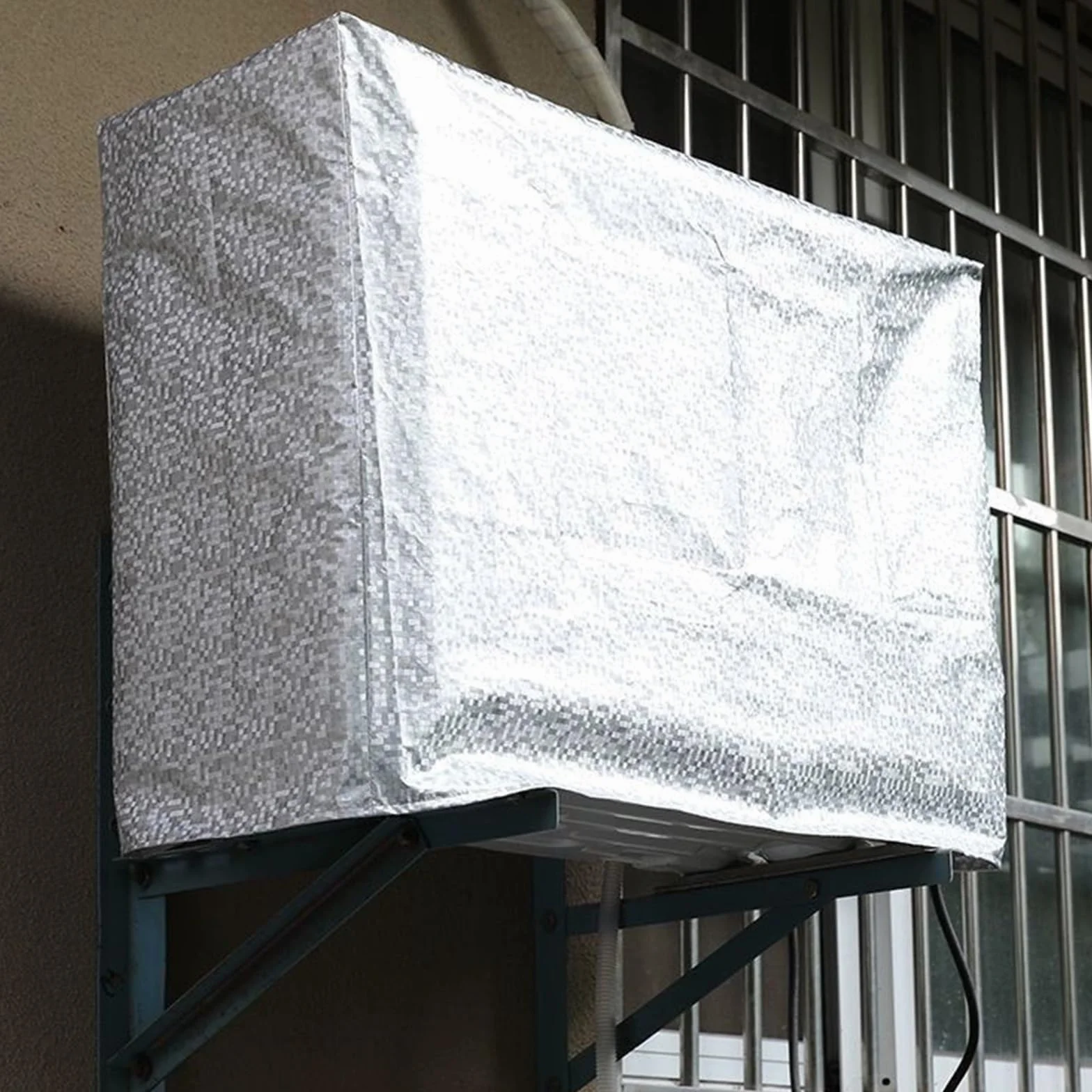 Housse Pompe à Chaleur Caisson Anti Bruit 420D Oxford Imperméable 70x56x26cm