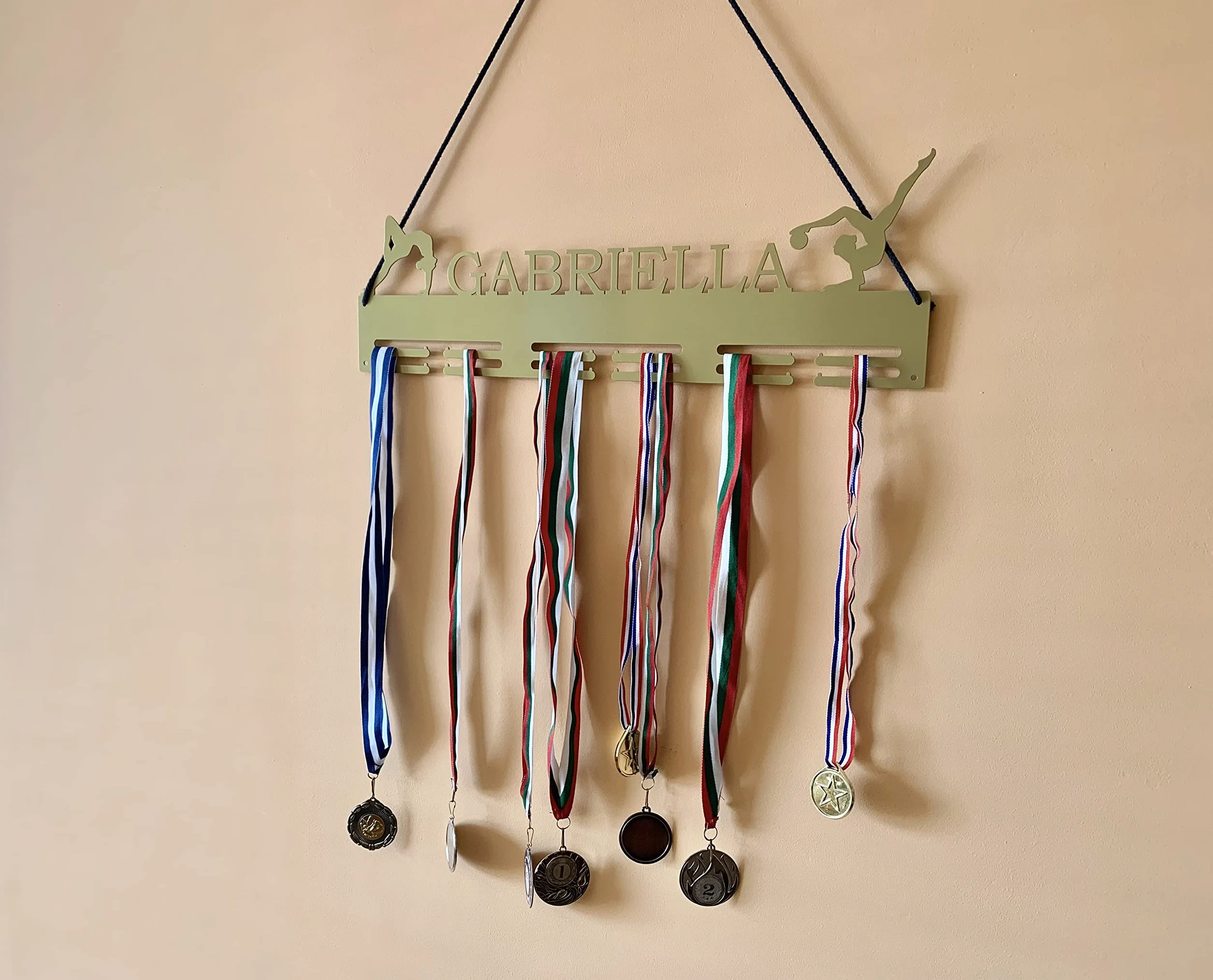 Porte-médailles pendante de gymnastique en métal personnalisé prénom, présentoir à médailles sport pour femme, décoration murale