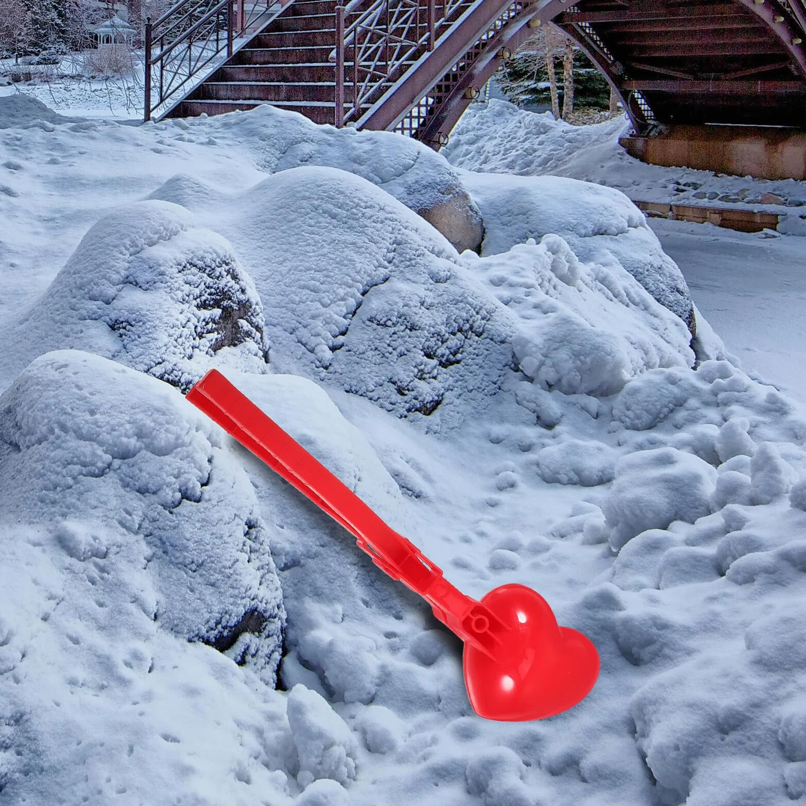 Hemobllo Pince à Boule de Neige Forme de Cœur pour Garçon Fille et Adultes Outil Portable Anti-Gel pour Jeux Hiver Plein Air Fabricant de Boules Léger et Pratique