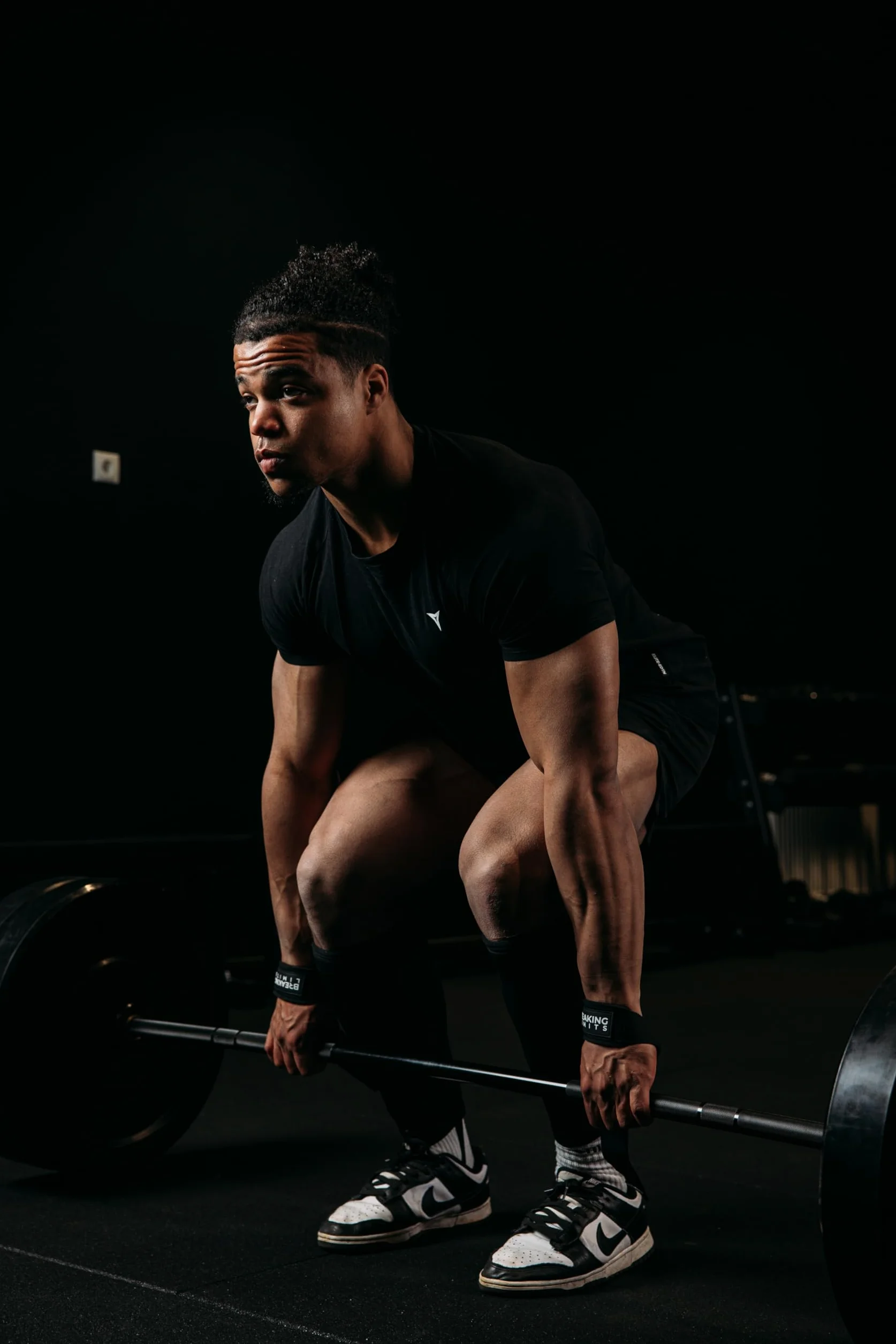 BREAKING LIMITS Deadlift Shin Guards - Bandage de Mollet en néoprène - Chaussettes Deadlift - Protège-Tibias - Saut à la Boxe pour Homme et Femme - Protection des Tibias