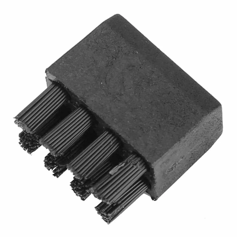 Lot de 3 brosses de rechange en plastique - Repose-flèche Brosses, Tir à l'arc Brosse en Plastique Accessoires pour Le Remplacement Bow noir pour repose-flèche avec 3 vis
