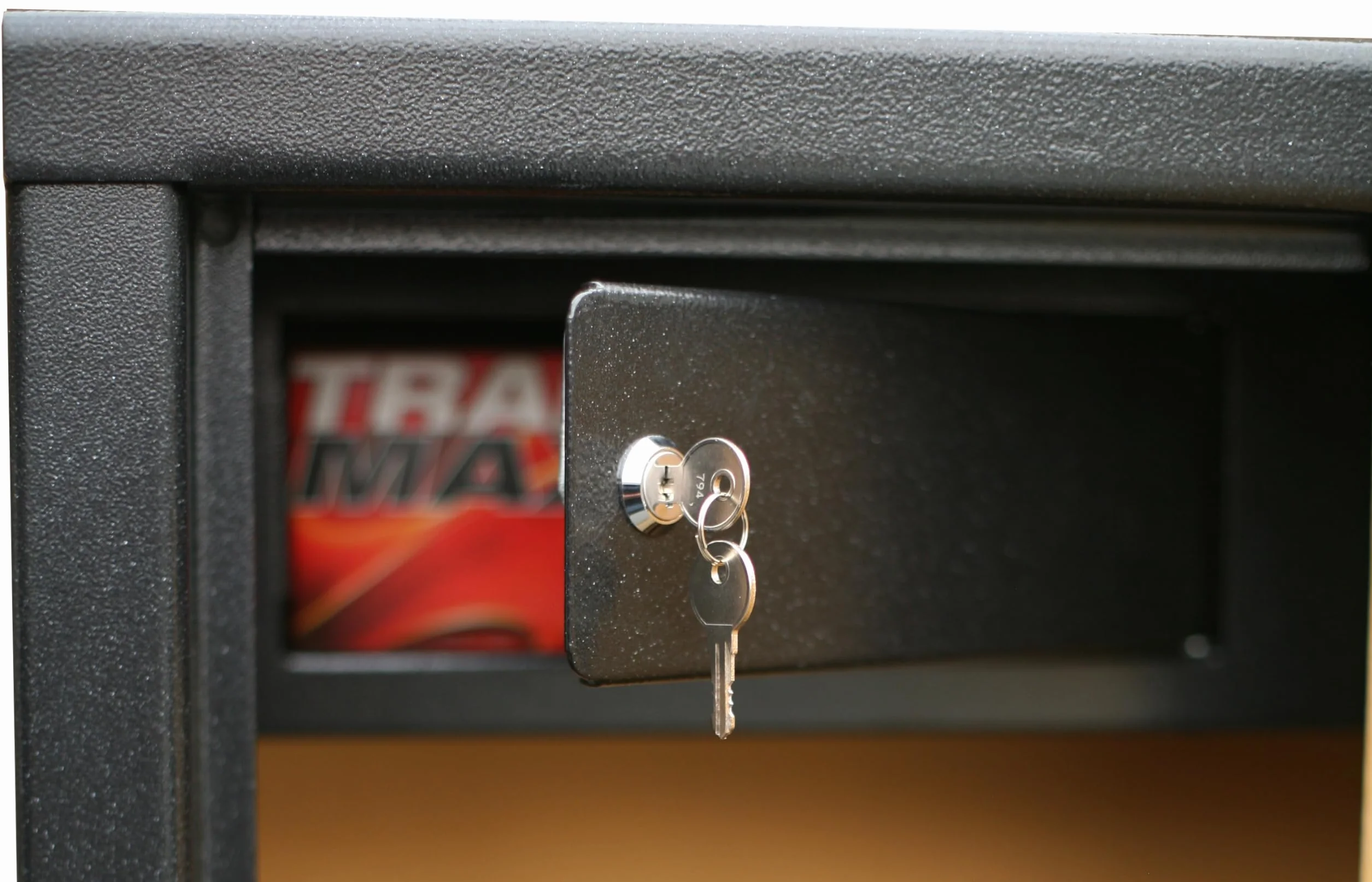 Safe SD16 Armoire forte pour Armes en Acier | 16 Armes dont 8 avec lunette | Coffre intérieur | Serrure à clé