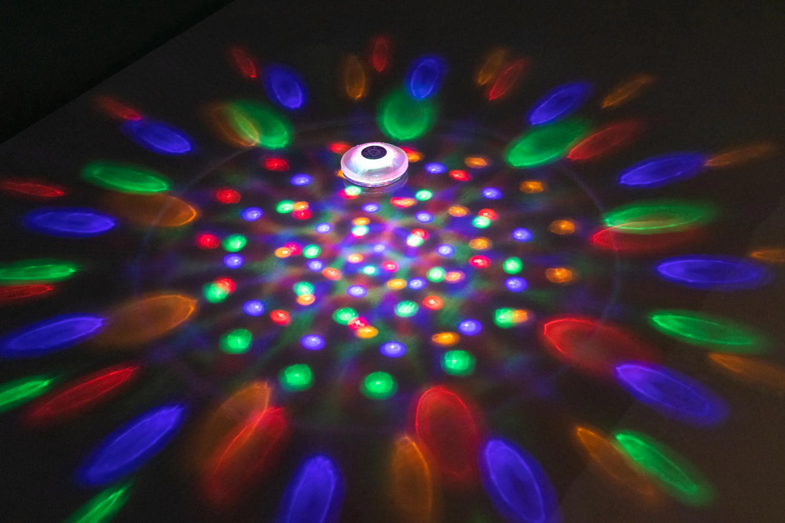 Bestway Lumière Flottante à LEDs 14 cm