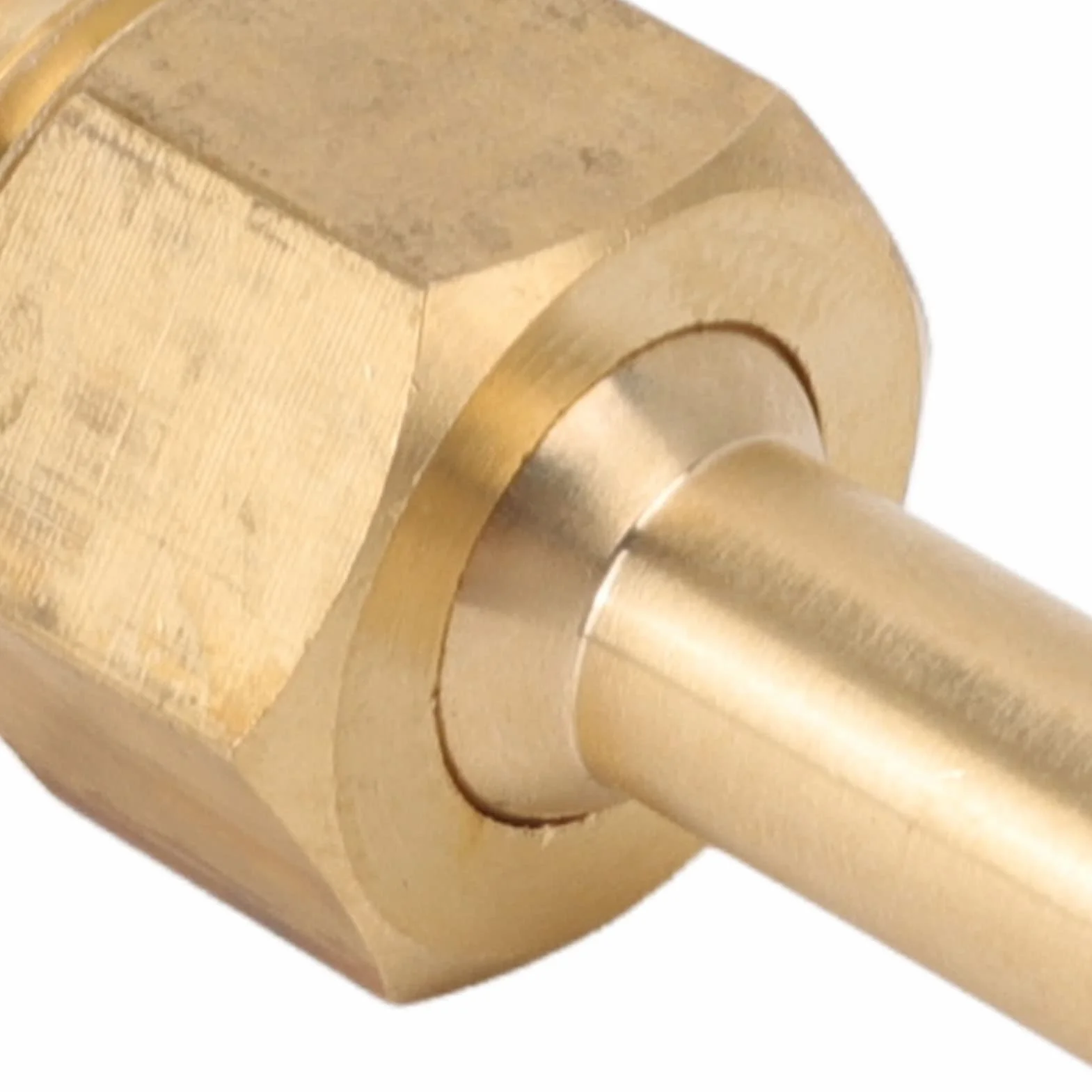 Buse de Fontaine en Cuivre Pur Hexagonale G3/8 pour Piscine Jet Direct