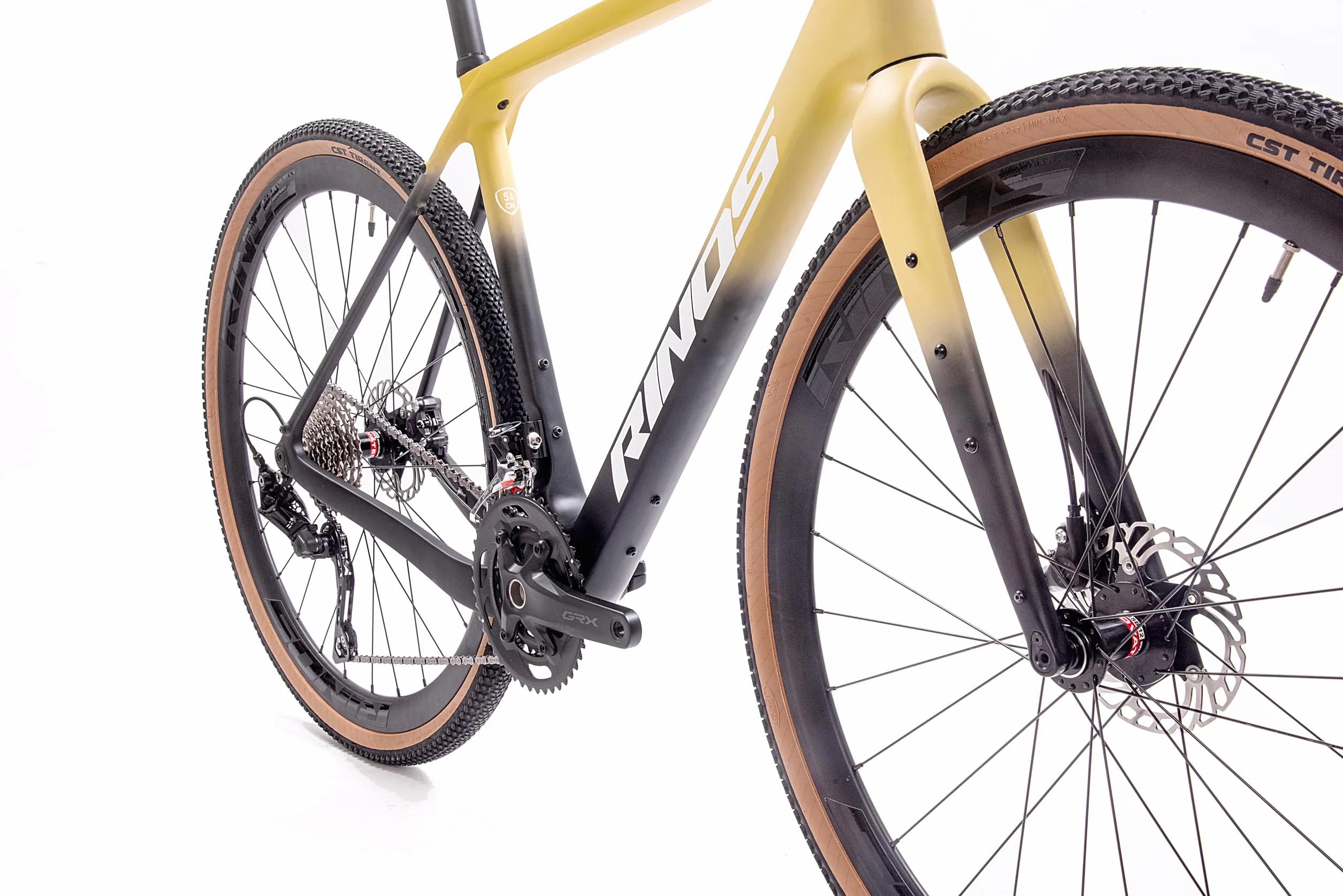 Rinos Sandman 6 Vélo Gravel Carbone 9,8 kg GRX 600 2x11 Vitesses Freins Hydrauliques Pneus 700x40C Bikepacking